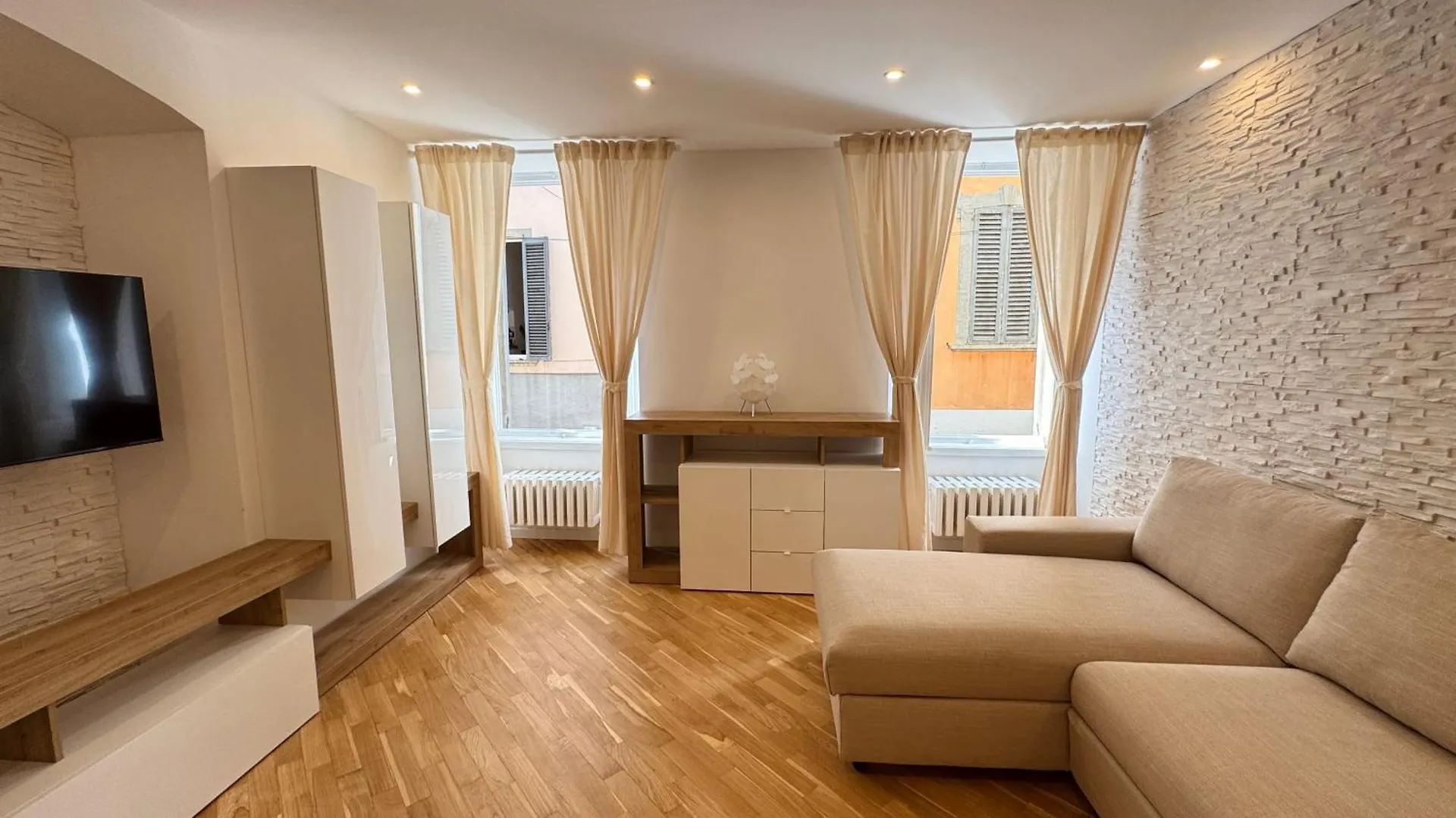 Apartman The Three Bs - Central House Bergamo