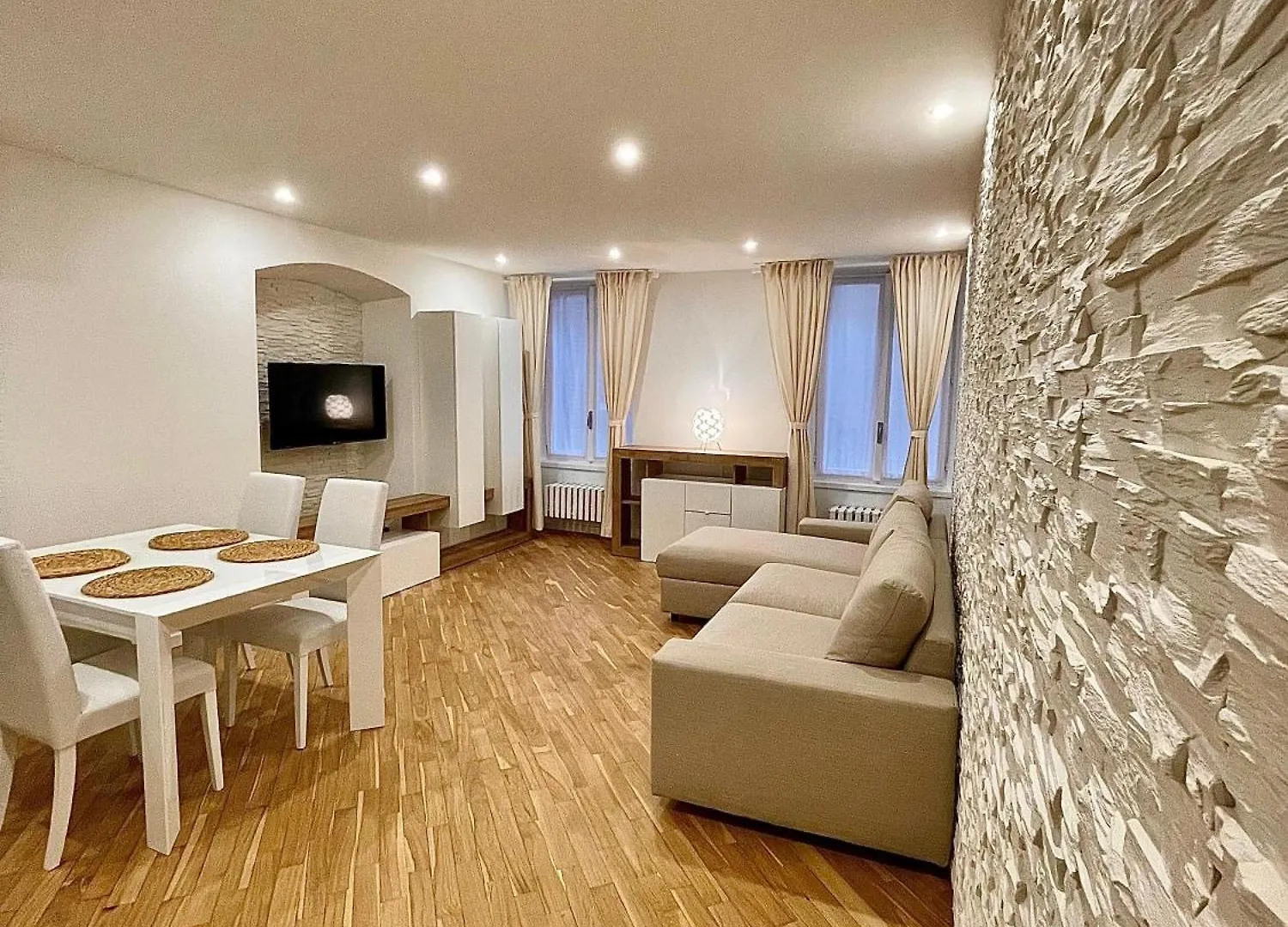 The Three Bs - Central House Bergamo Olaszország